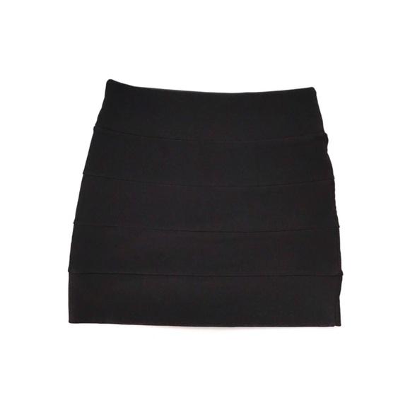 LOVE CULTURE | BLACK STRETCH BANDAGE MINI SKIRT - Picture 1 of 7